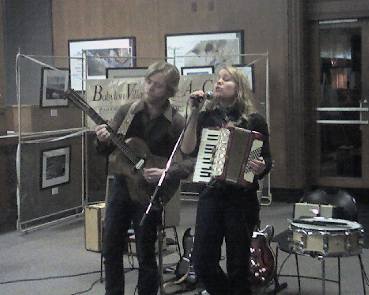 Twilight Hotel rocking the accordion