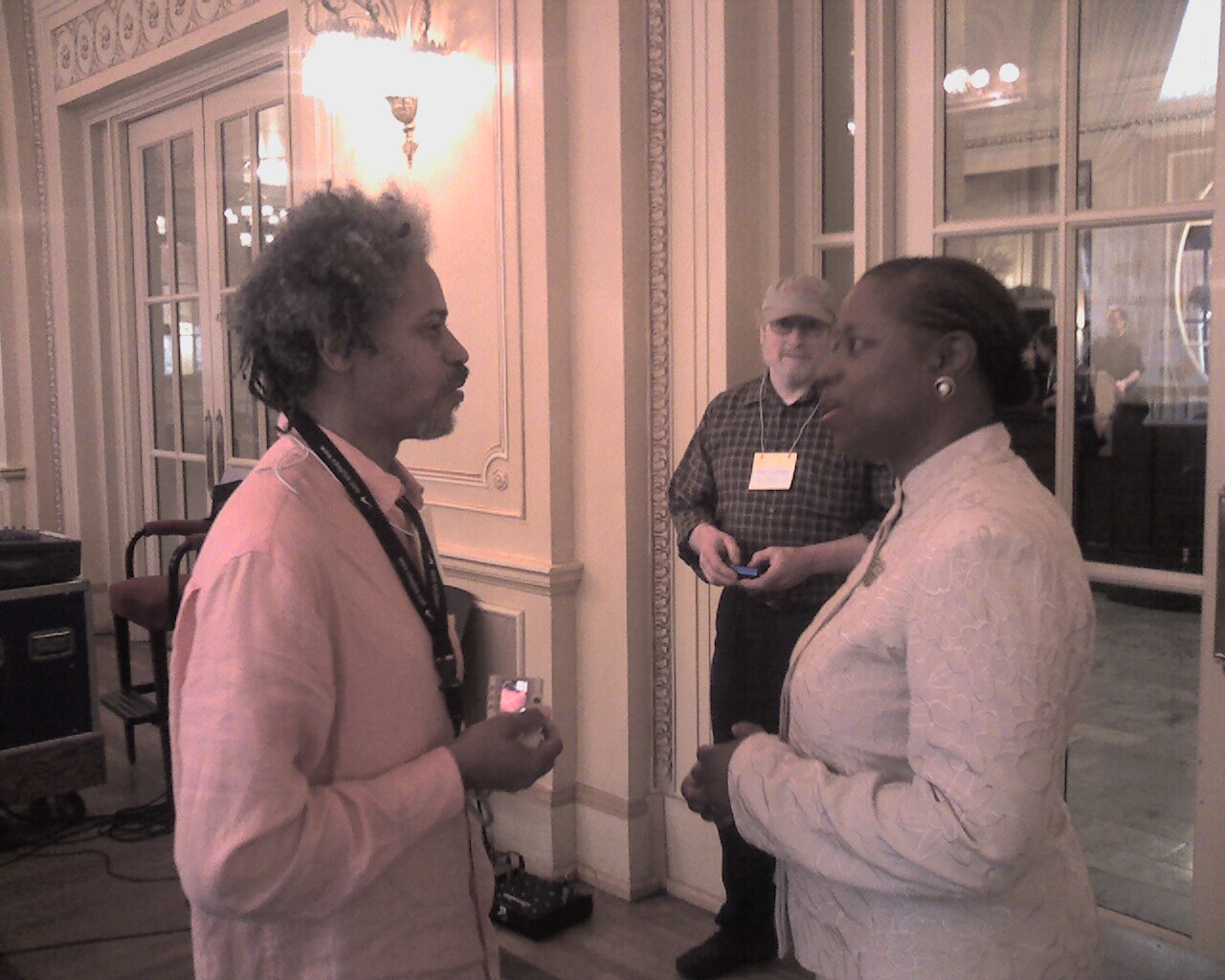 Cynthia McKinney answers questions at press conference